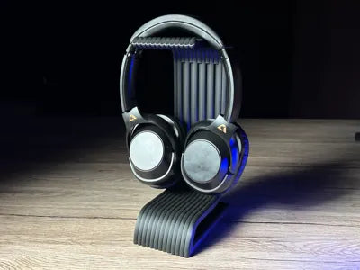 Minimalist Headphones Stand