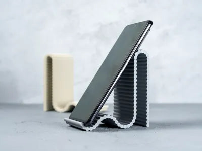 Chain Phone Stand