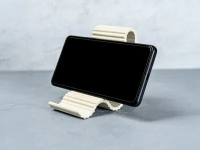 Chain Phone Stand