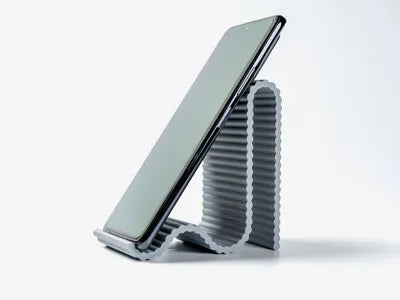 Chain Phone Stand